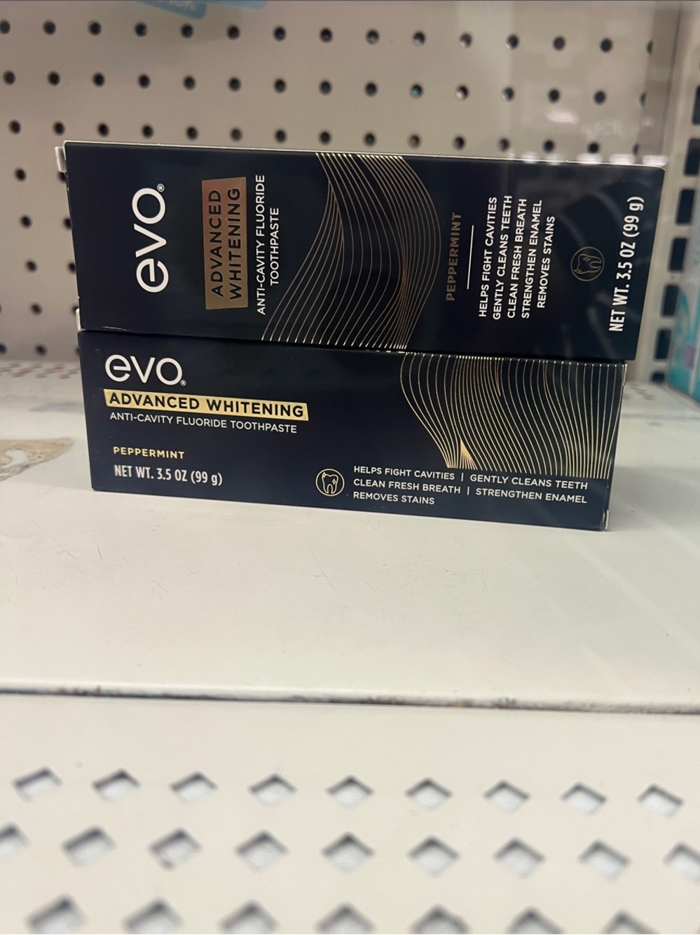 evo Advanced Whitening Peppermint Toothpaste - Black & Gold Box
